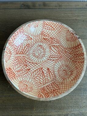 Opalhouse Mango Wood Floral Serving Bowl 11”W/Coral Patterned Interior Design.